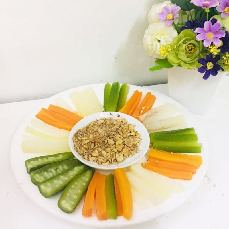 Củ quả luộc chấm muối lạc