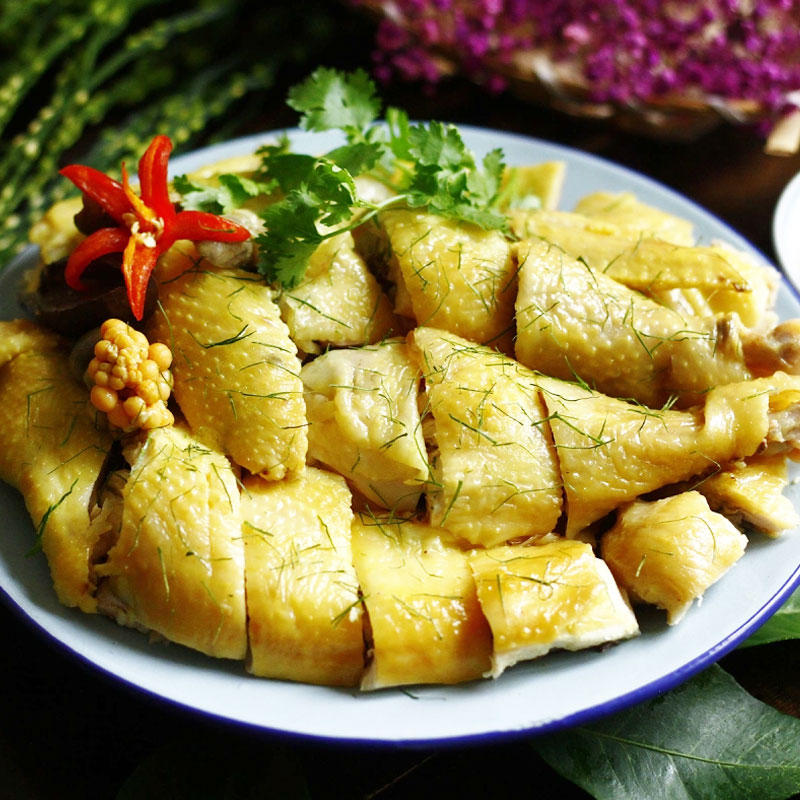 Gà đồi hấp lá chanh