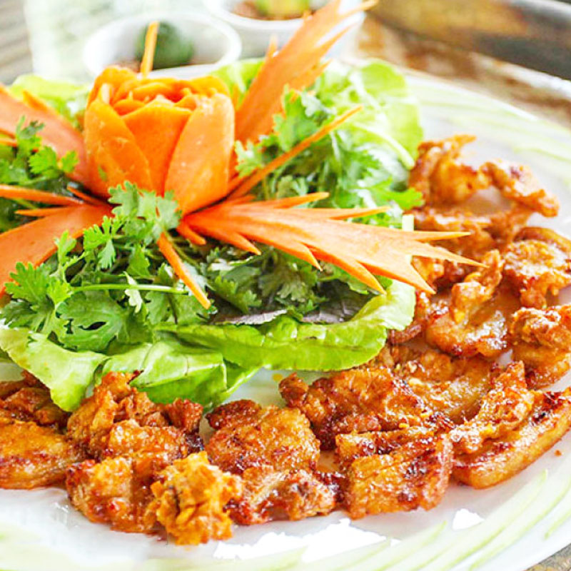 Lợn bản nướng Mộc Rừng